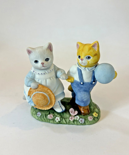 Kitty cucumber cat figurine - kitty,