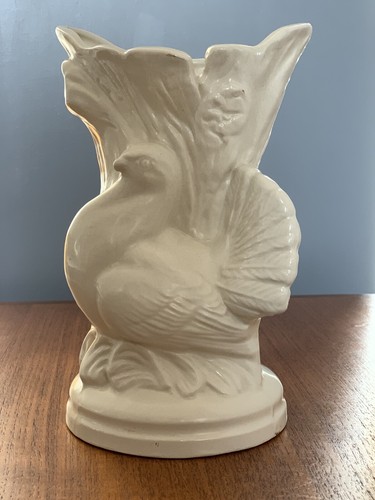 Stunning vintage retro white - stunning,