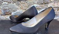 Ladies Vintage Freed Black