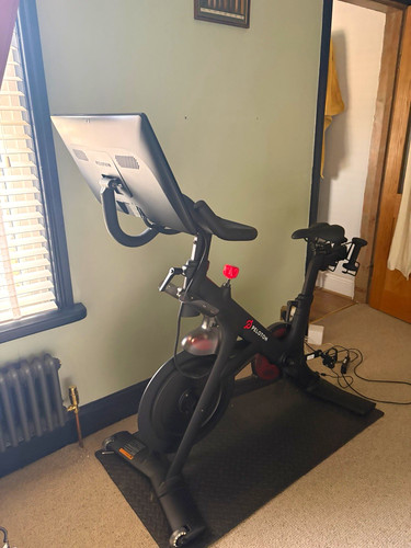 Peloton upright exercise - upright, bike