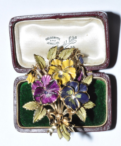 Superb vintage signed - superb,