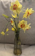 Beautiful Bright & Cheerful Artificial Daffodils In A Vase, Pre-loved