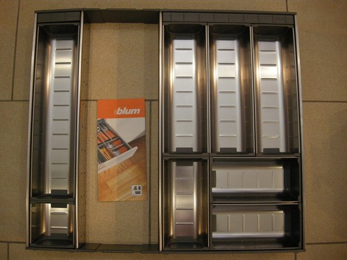 Blum orga line - orga-line, dividing