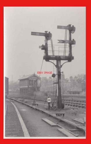 Photo semaphore signal gantry - ,
