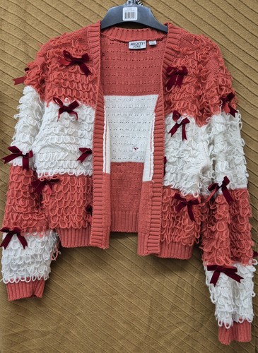 Mighty fine coral and white - mighty,