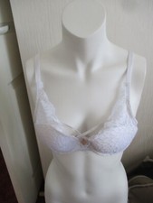 Size 36B white underwired padded bra fro Urban Dusk