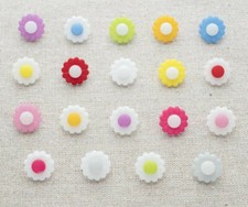 10 x Daisy Buttons 15mm Daisy Flower Shank Buttons Baby Buttons Combined Postage
