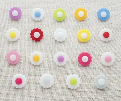 Daisy buttons 15mm - daisy,
