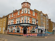 PHOTO  THE ROYAL HOTEL