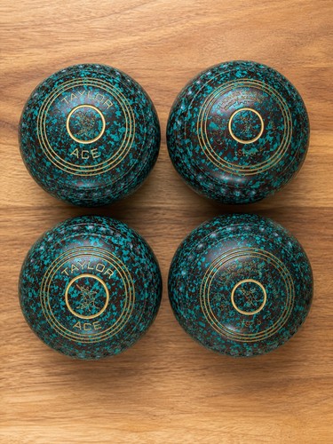 Lawn bowls taylor - lawn,