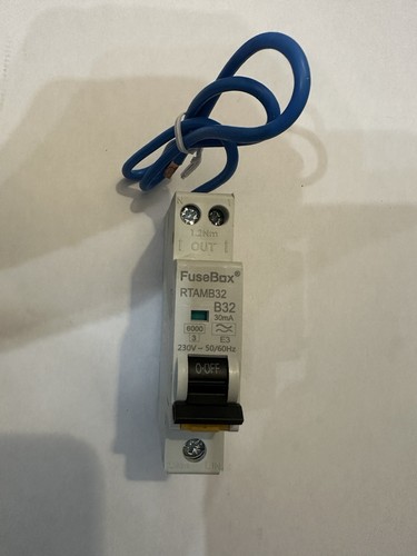Fusebox b32 rtamb32 type - fusebox,