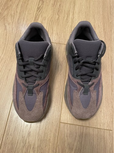 Yeezy boost 700 mauve - 700, uk8