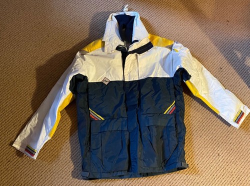 Offshore sailing jacket with