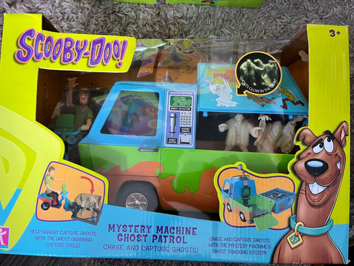 Scooby doo mystery machine - scooby,