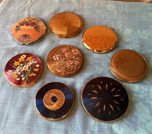 Lot vintage metal powder - vintage,