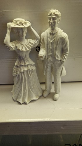Pair doll house 12 - doll's,