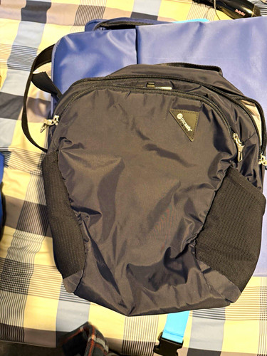 Pacsafe vibe 300 - vibe, black