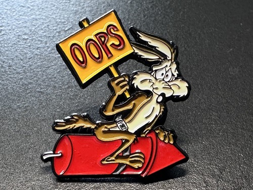 Wile coyote enamel pin badge - coyote,