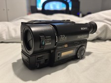Sony Handycam Video 8 XR CCD-TR425E Camcorder