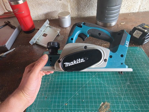 Makita dkp180z 18v ion lxt - 18v, li-ion