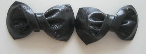 Pair vintage black - pair,