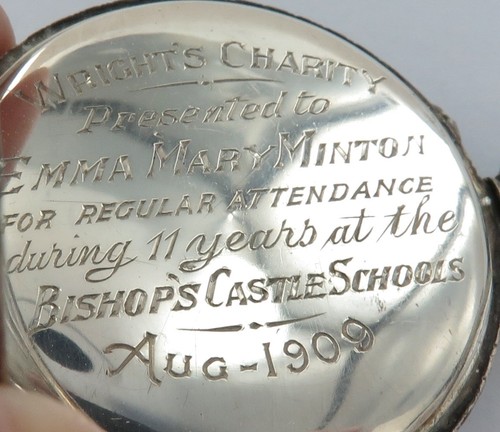Superbly engraved 1909 - superbly,
