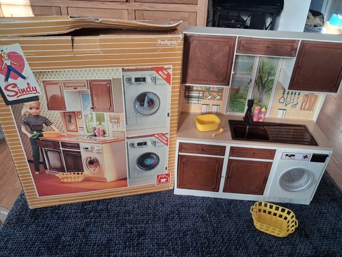 Vintage sindy washing - sindy, machine