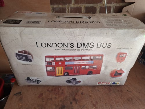 Gilbow london s daimler - london's,