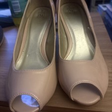 Ladies Court Open Toe Shoe In Nude Size 5 By TU
