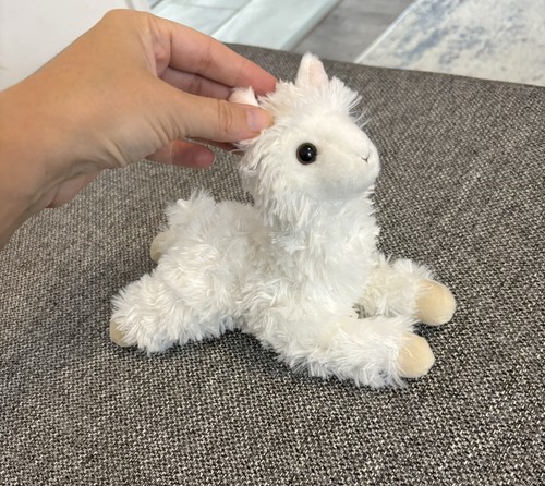 Aurora white alpaca soft toy
