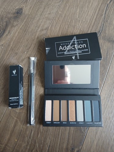 Younique moodstruck addiction - younique,