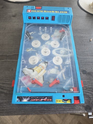 Space war pinball machine - space,