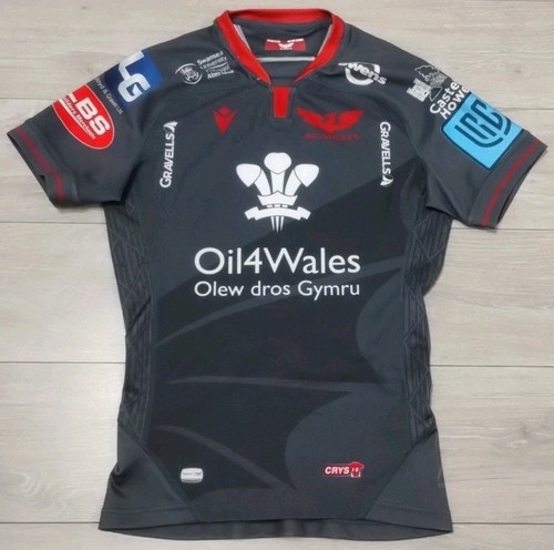 Llanelli scarlets rugby away - llanelli,