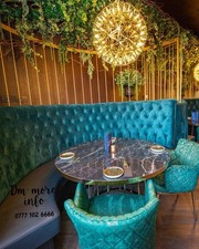 Restaurant booth seating - booth, set