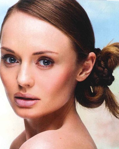 Sexy laura haddock 8x10 - laura,