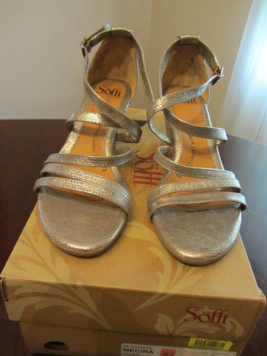 Sofft ladies size shoes - 8.5m,