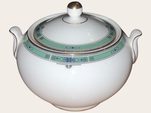 Wedgwood jade sugar bowl - jade,