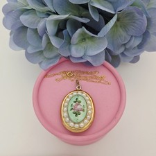 Vintage LOCKET Necklace