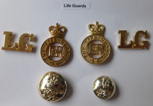 Metal and anodised cap - cap, badges