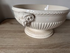 Wedgwood Edme Rams Head Serving Bowl 22.2cm Ribbed Queensware Salad Fruit