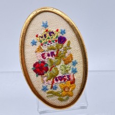 1953 brooch hand embroidered