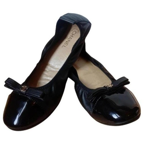 Authentic chanel black - chanel, leather