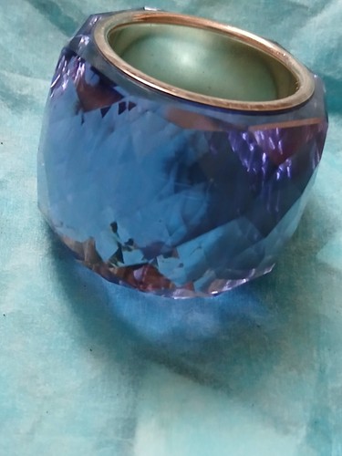 Stunning genuine swarovski - stunning,