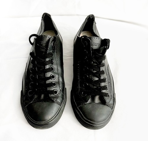 Crocs size 1 - size,