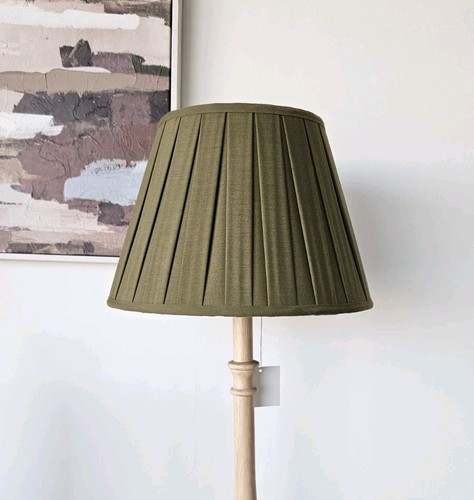 Olive pleated 30cm - olive,