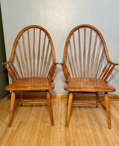 Pair windsor continuous arm - pair,