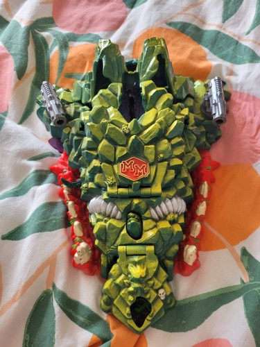 Mighty max dragon - max,