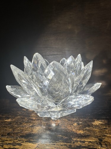 Crystal lotus flower ornament - crystal,