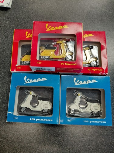 Genuine vespa hand painted - genuine,