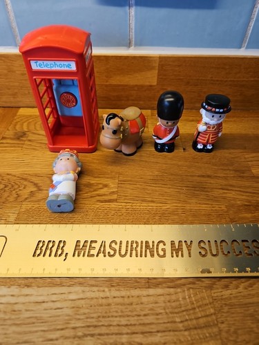 Elc happyland royal family - royal,